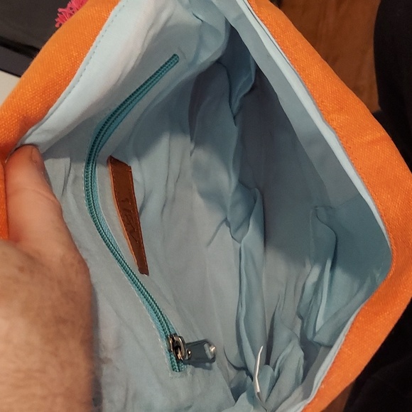 American And Beyond Floral Embroidered Bag - Picture 5 of 5